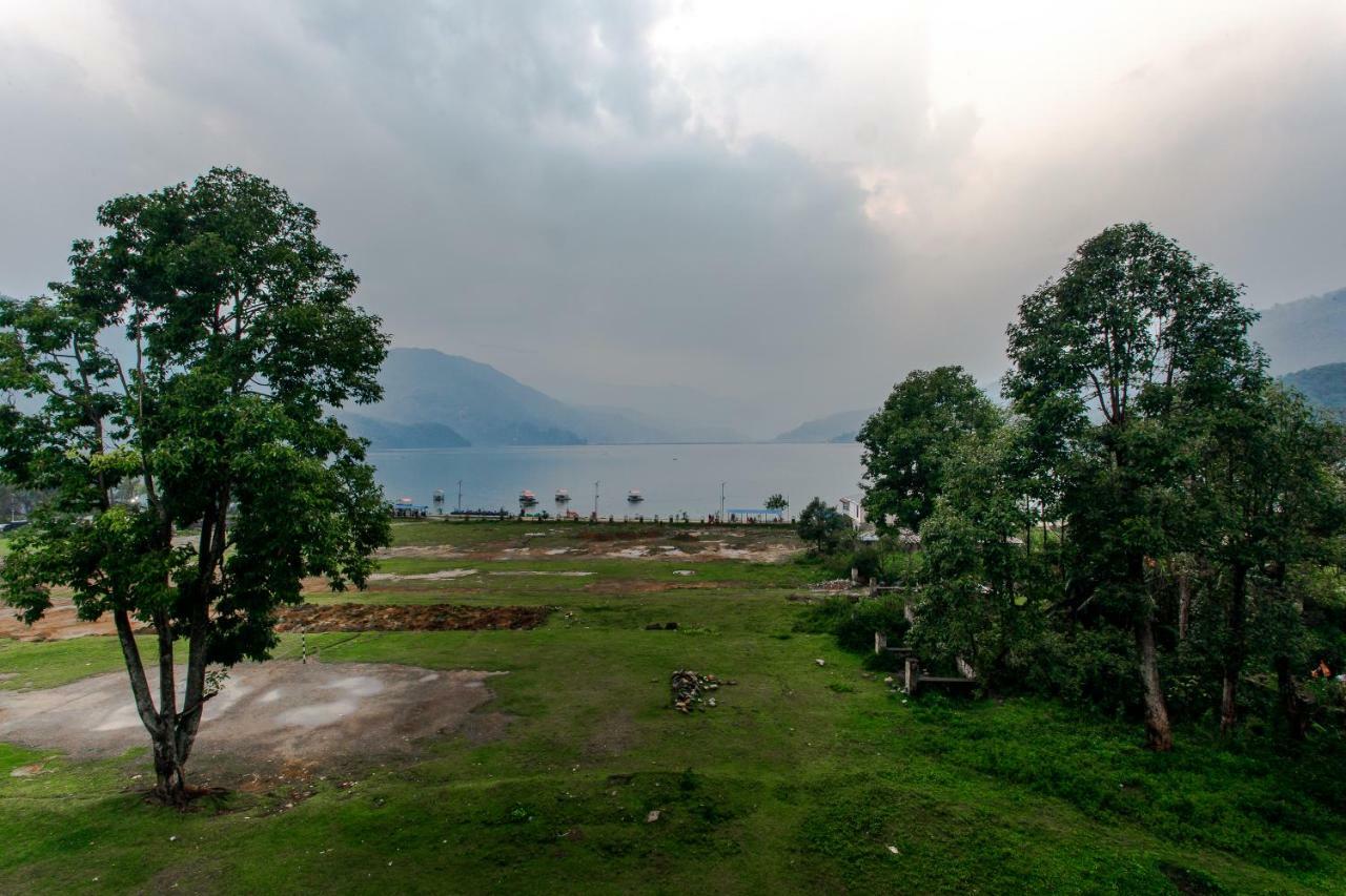 Hotel Peace Plaza Pokhara Exterior photo