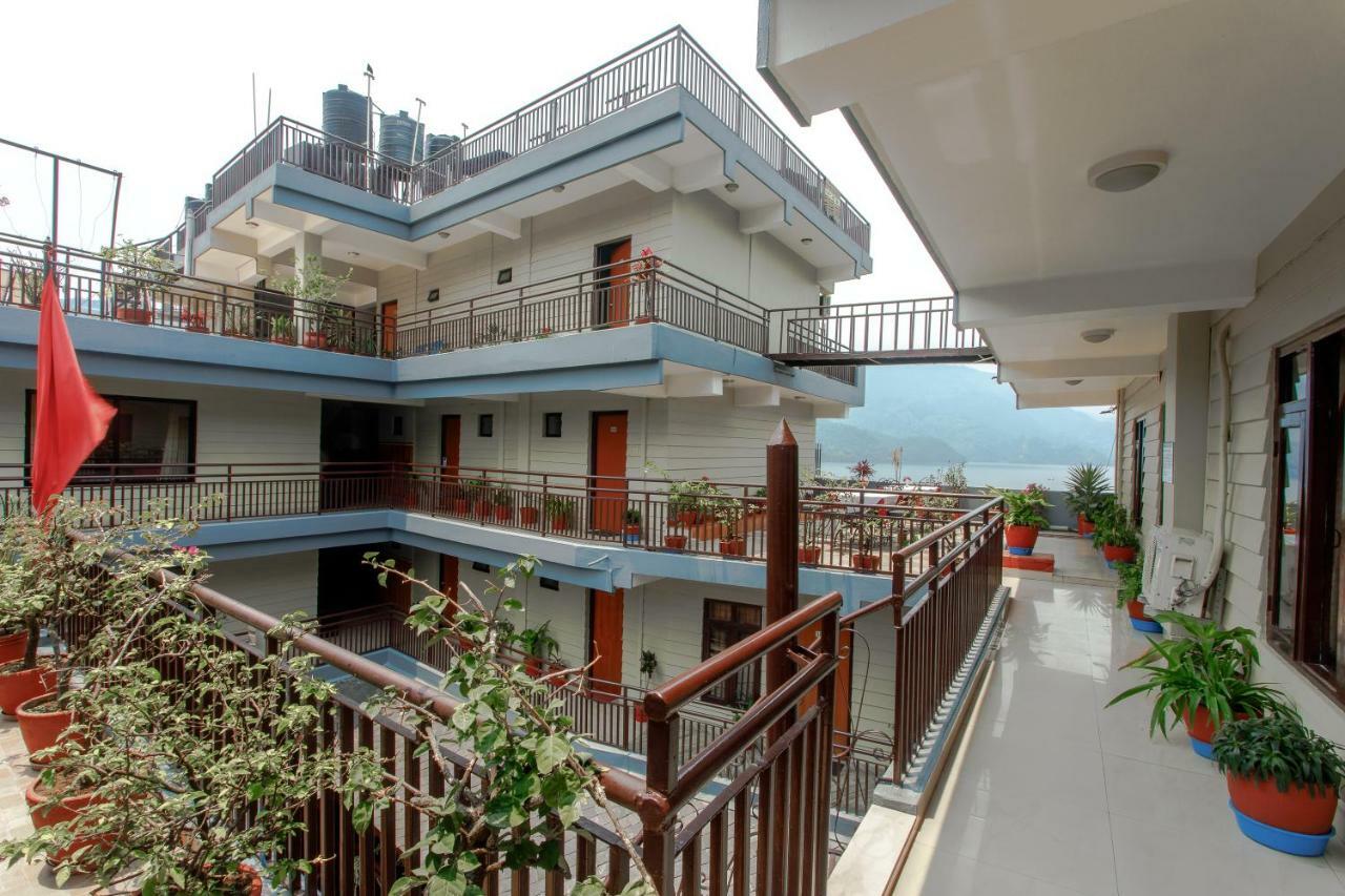 Hotel Peace Plaza Pokhara Exterior photo